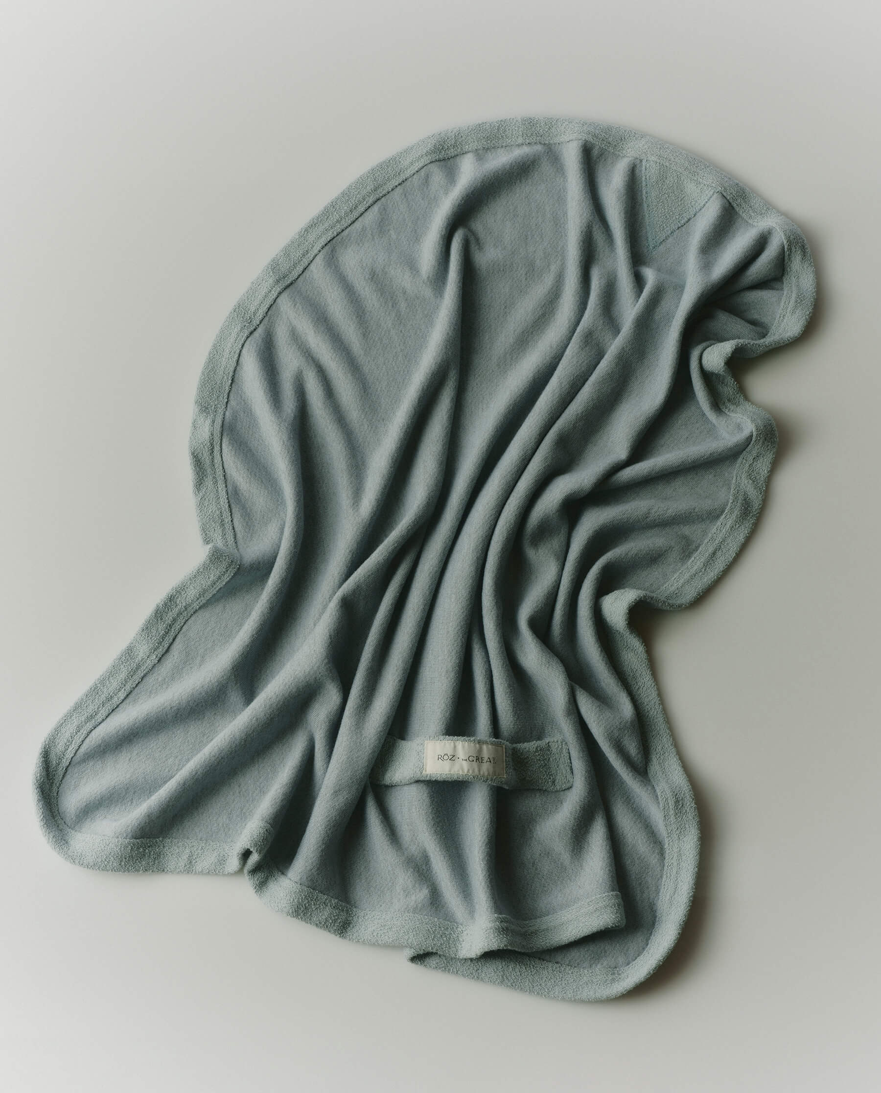 RŌZ + The GREAT The Sweatshirt Hair Towel. -- Seaglass - Image 6