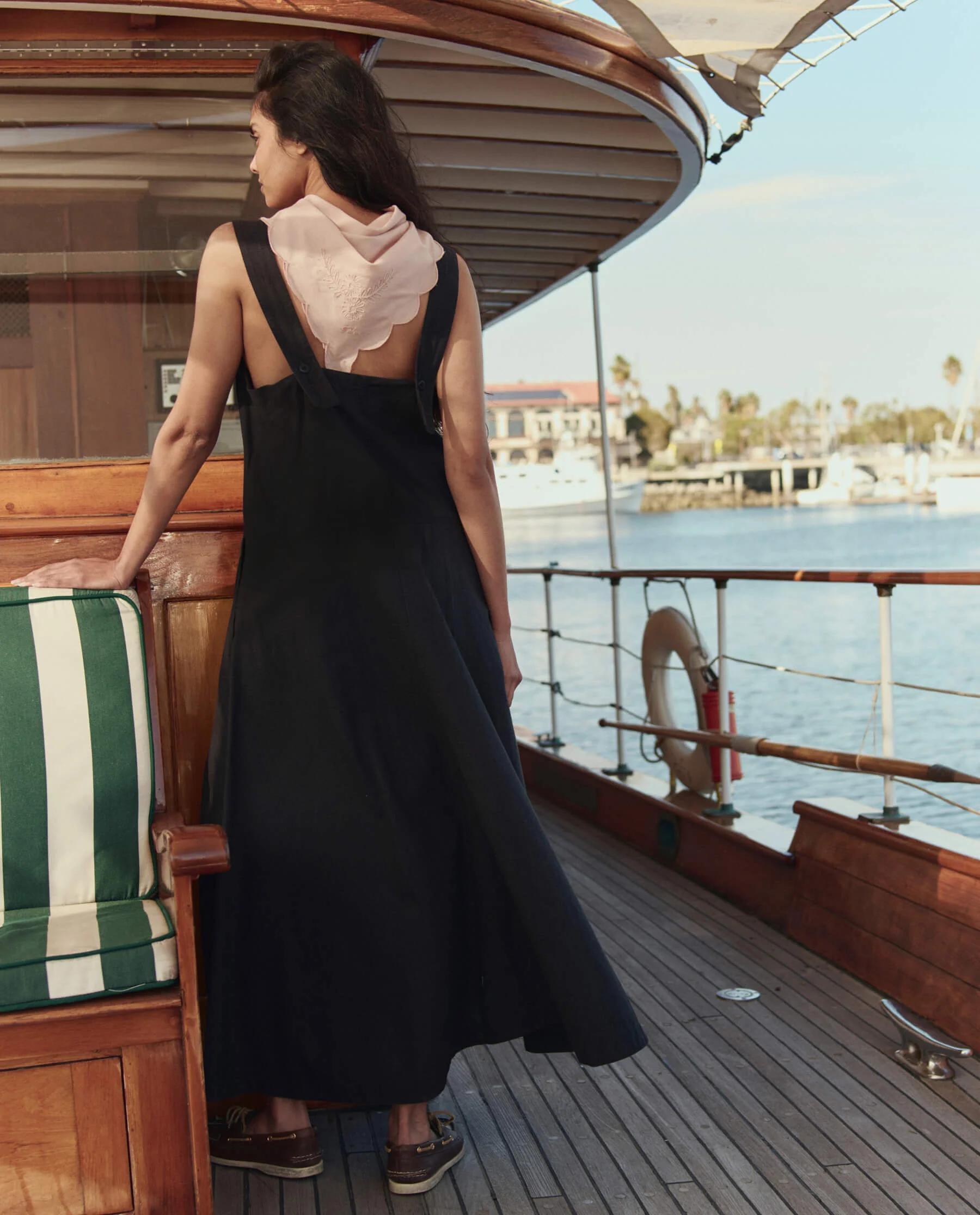 The Apron Dress. -- Black - Image 4