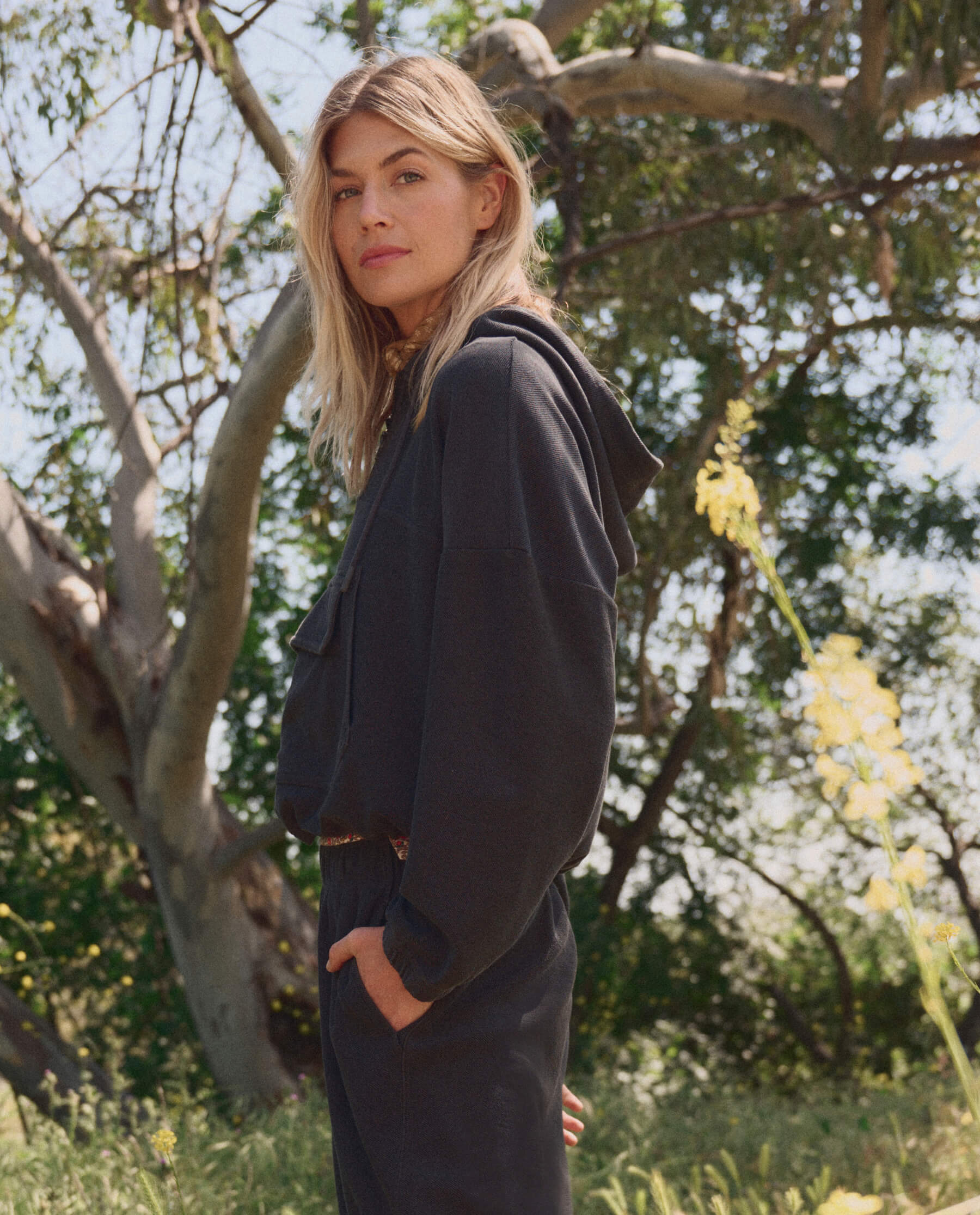 The Basecamp Pullover. -- Washed Black - Image 3