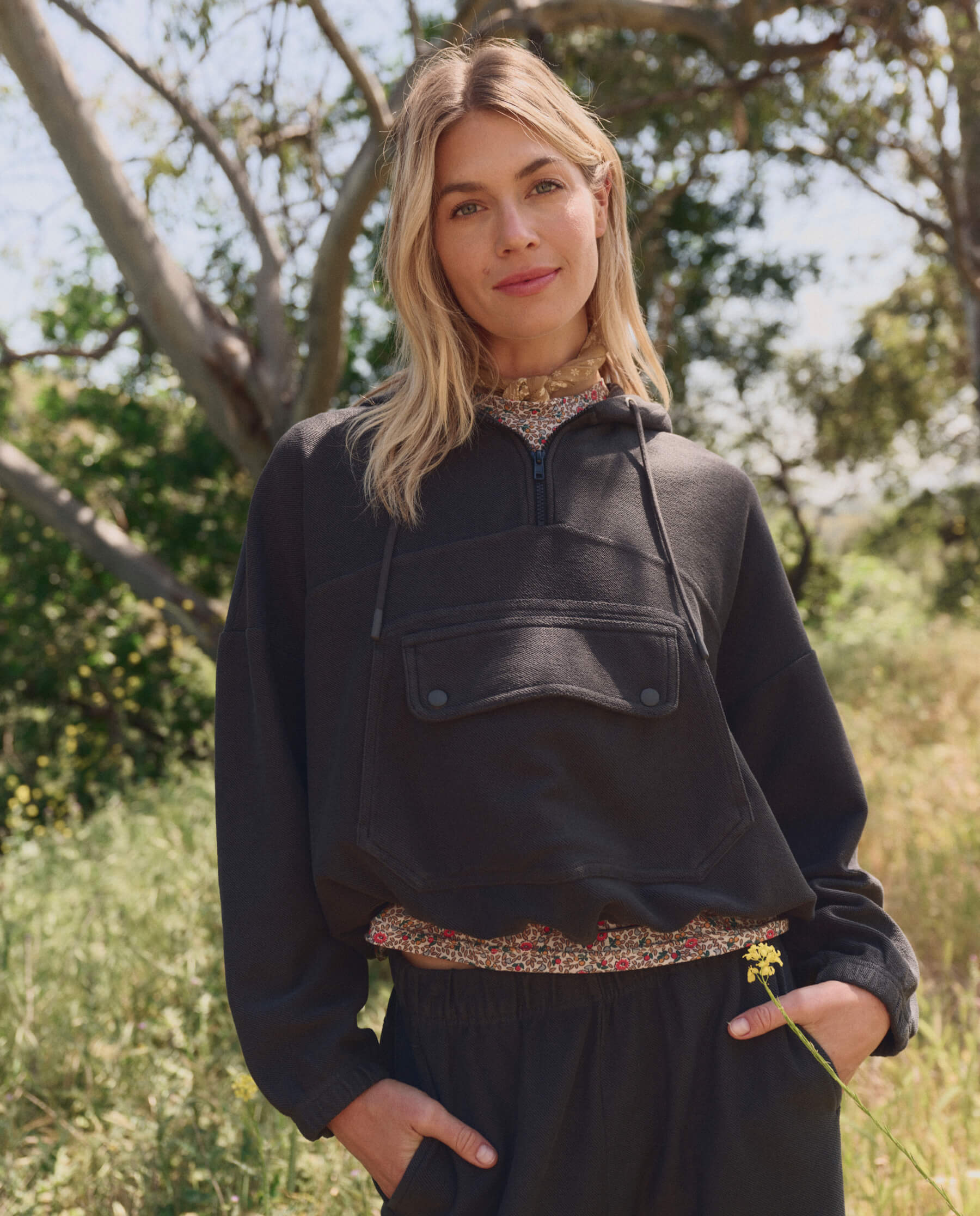 The Basecamp Pullover. -- Washed Black - Image 5