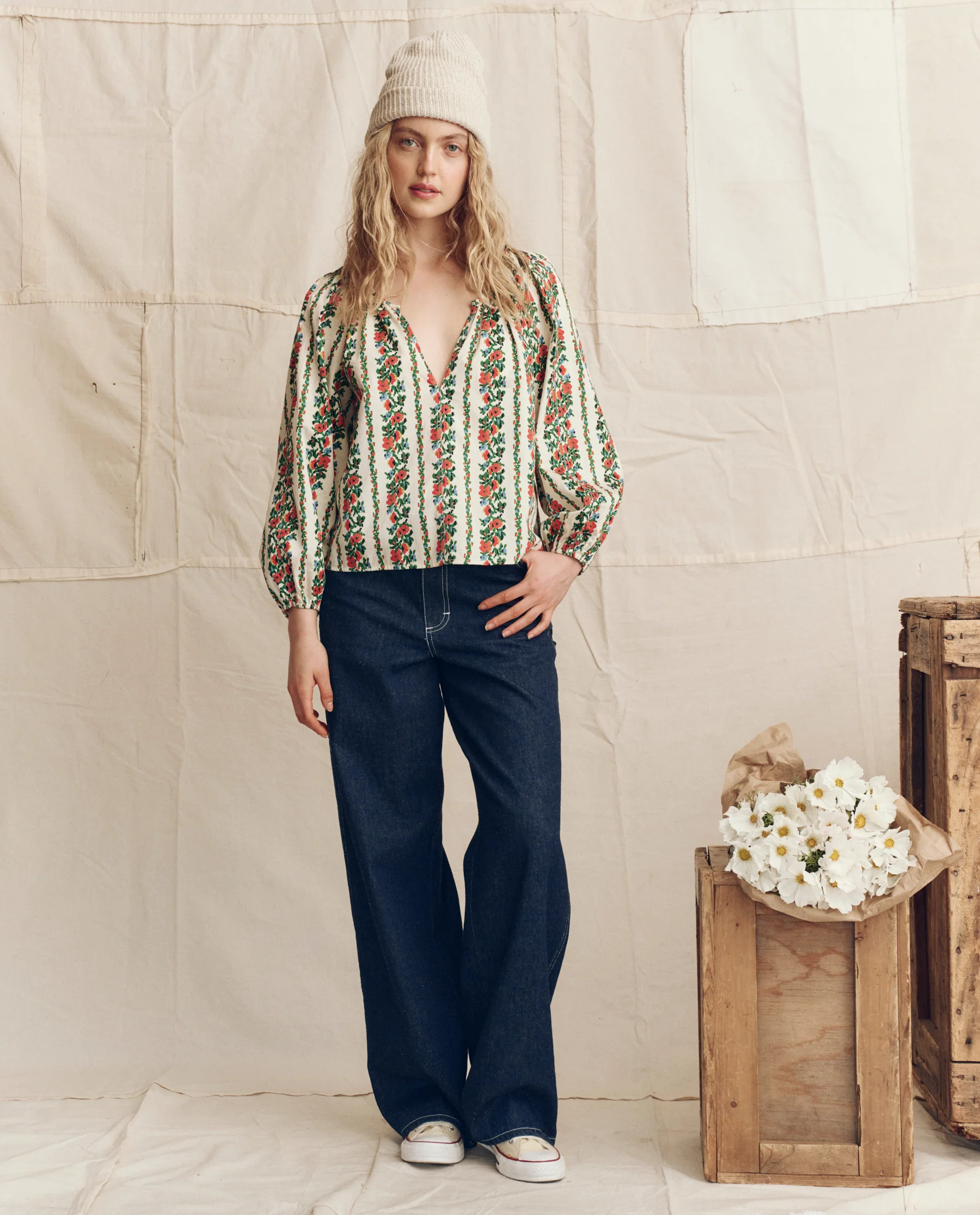 The Chariot Top. -- Tapestry Floral - Image 4