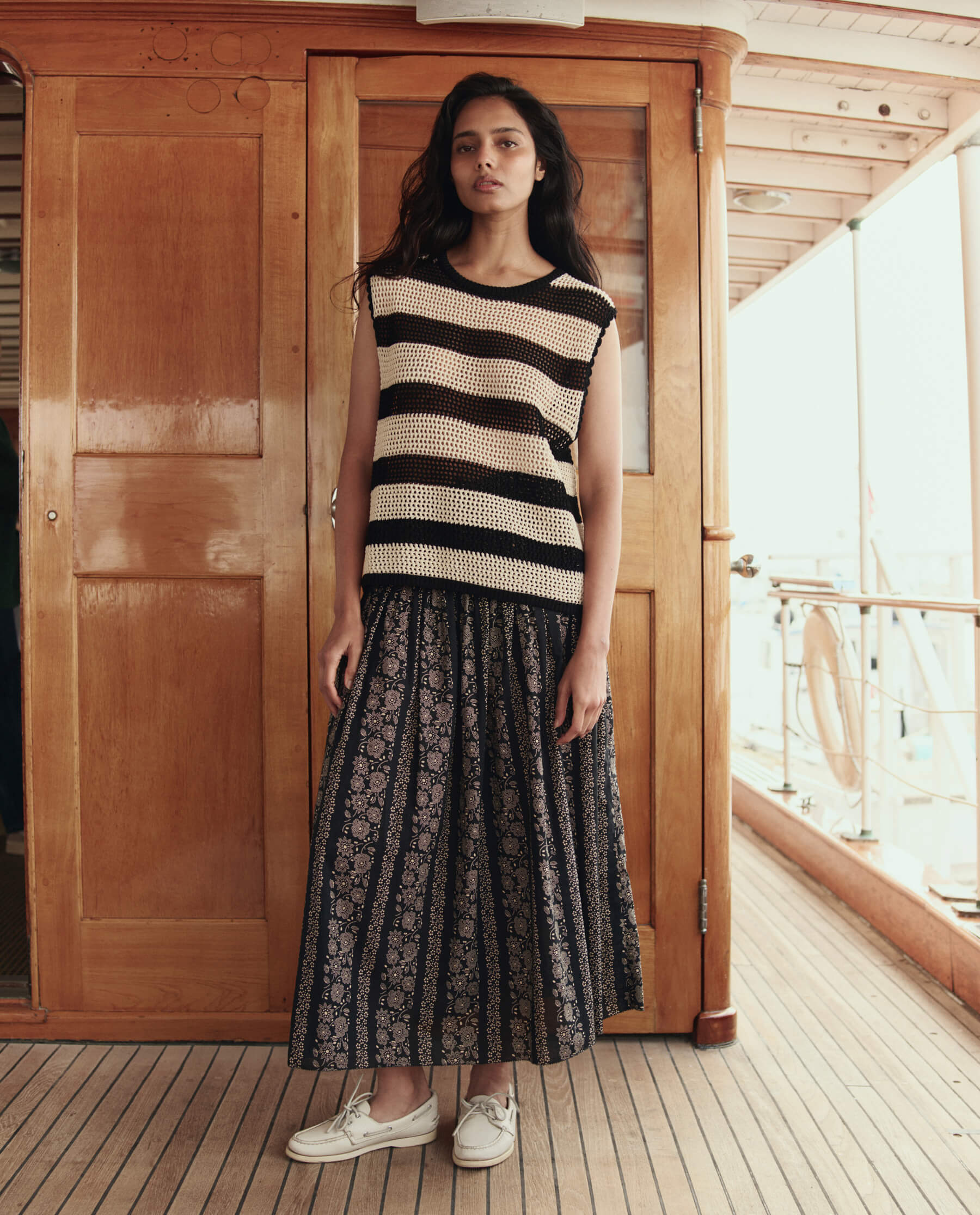 The Crochet Sweater Shell. -- Black And Cream - Image 5
