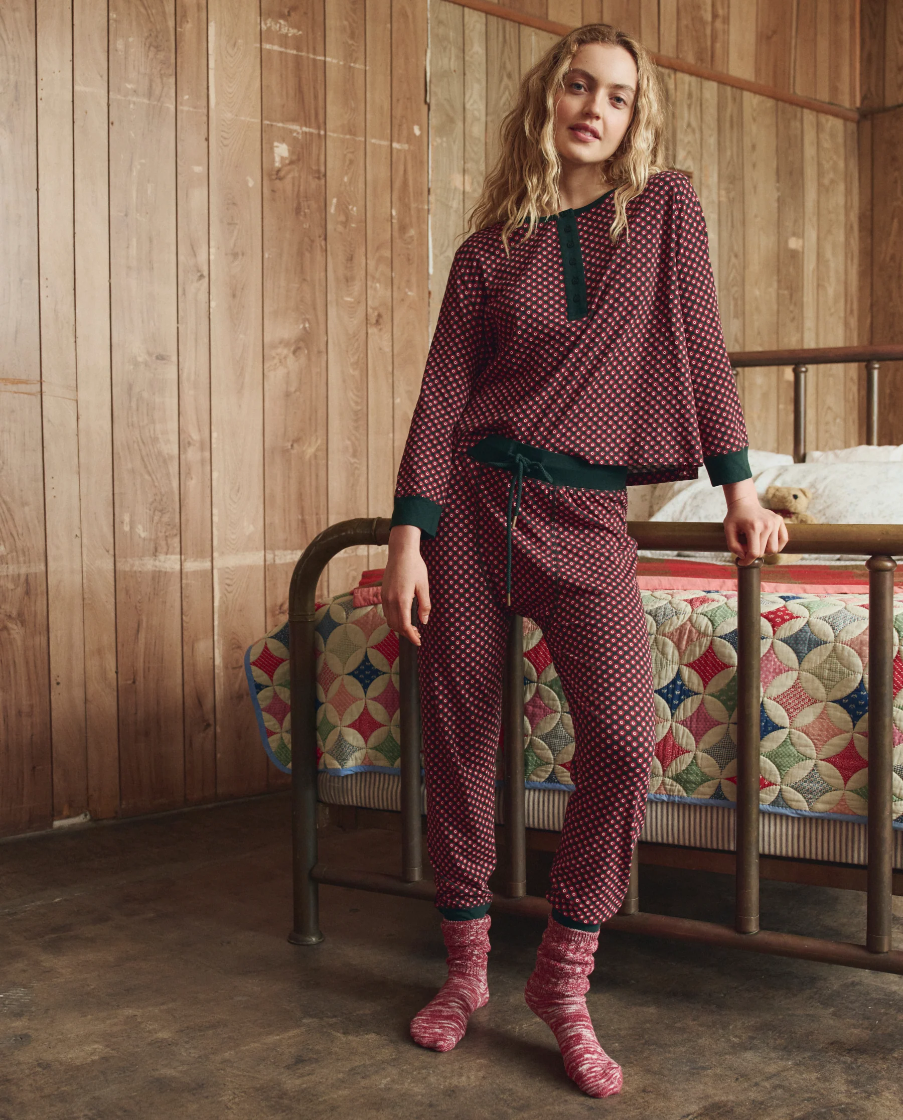 The Crop Sleep Henley. -- Daisy Tie Print - Image 5
