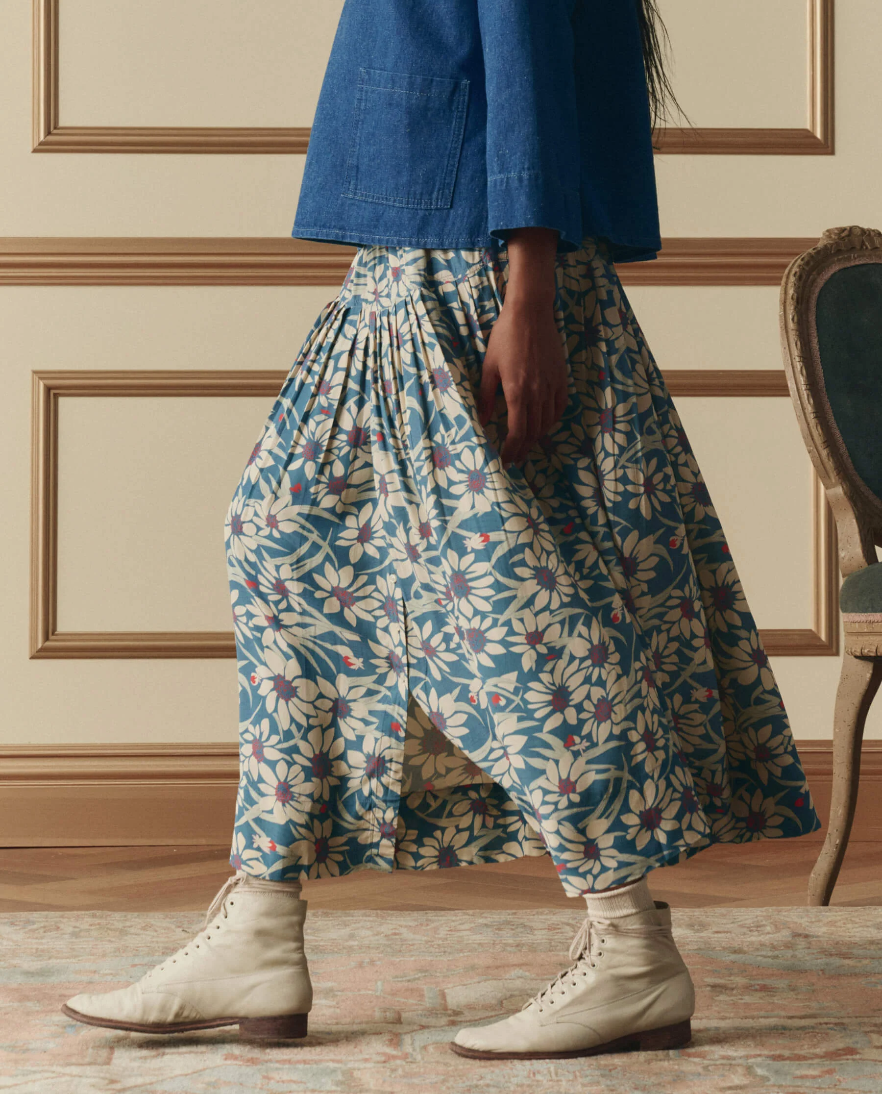 The Highland Skirt. -- Blue Scattered Bloom - Image 3