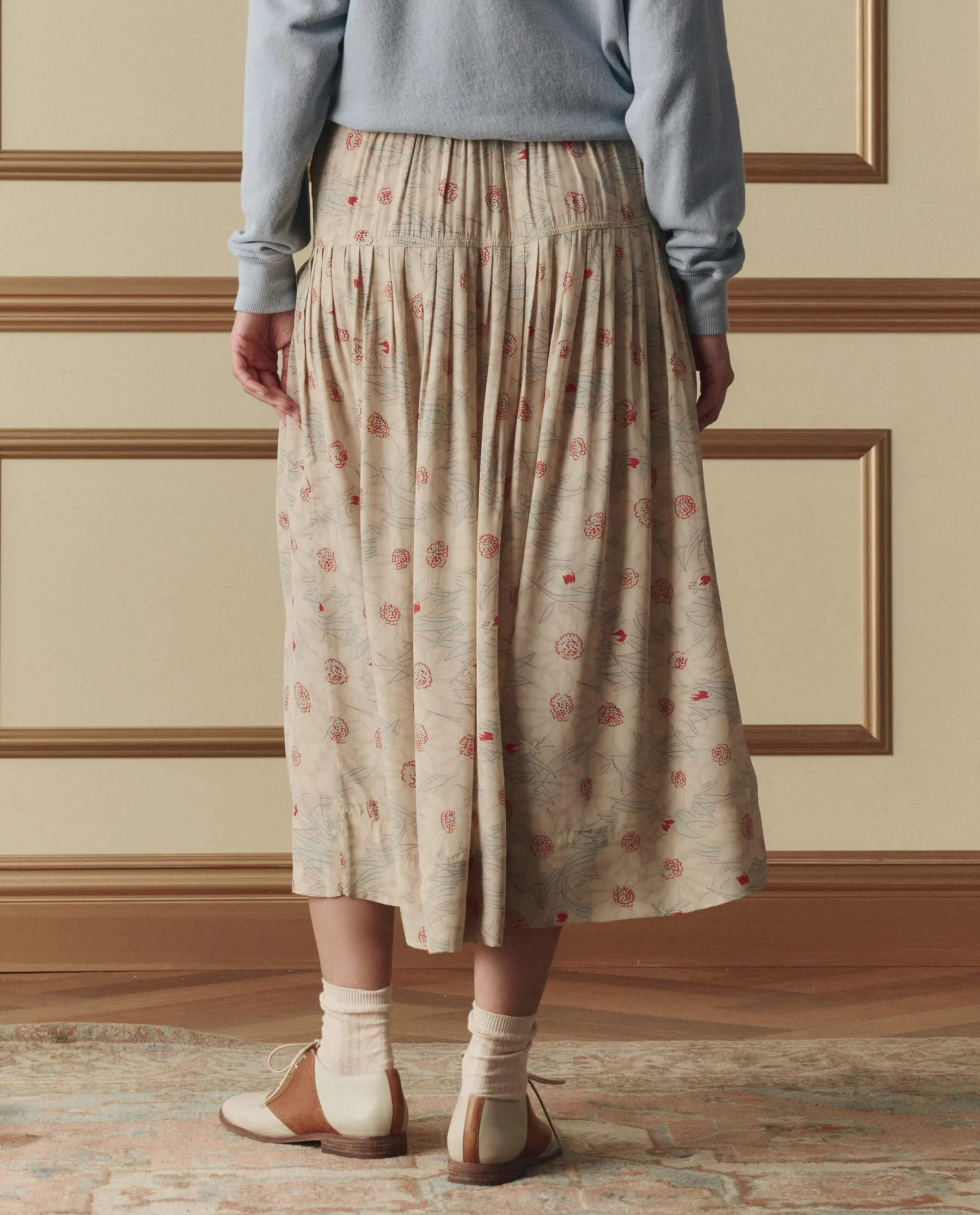 The Highland Skirt. -- Champagne Scattered Bloom - Image 4