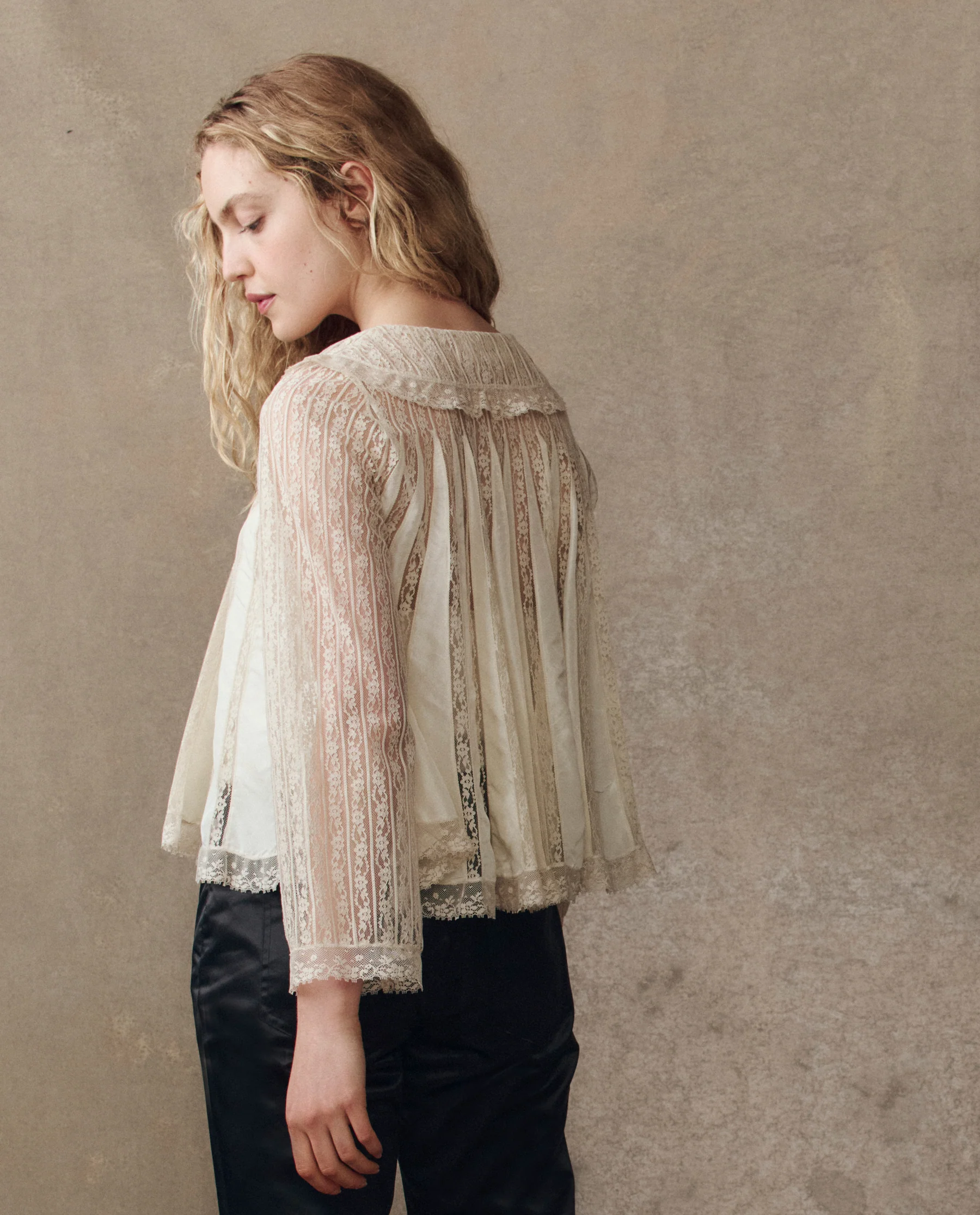 The Keepsake Lace Collared Top. -- Cream - Image 4