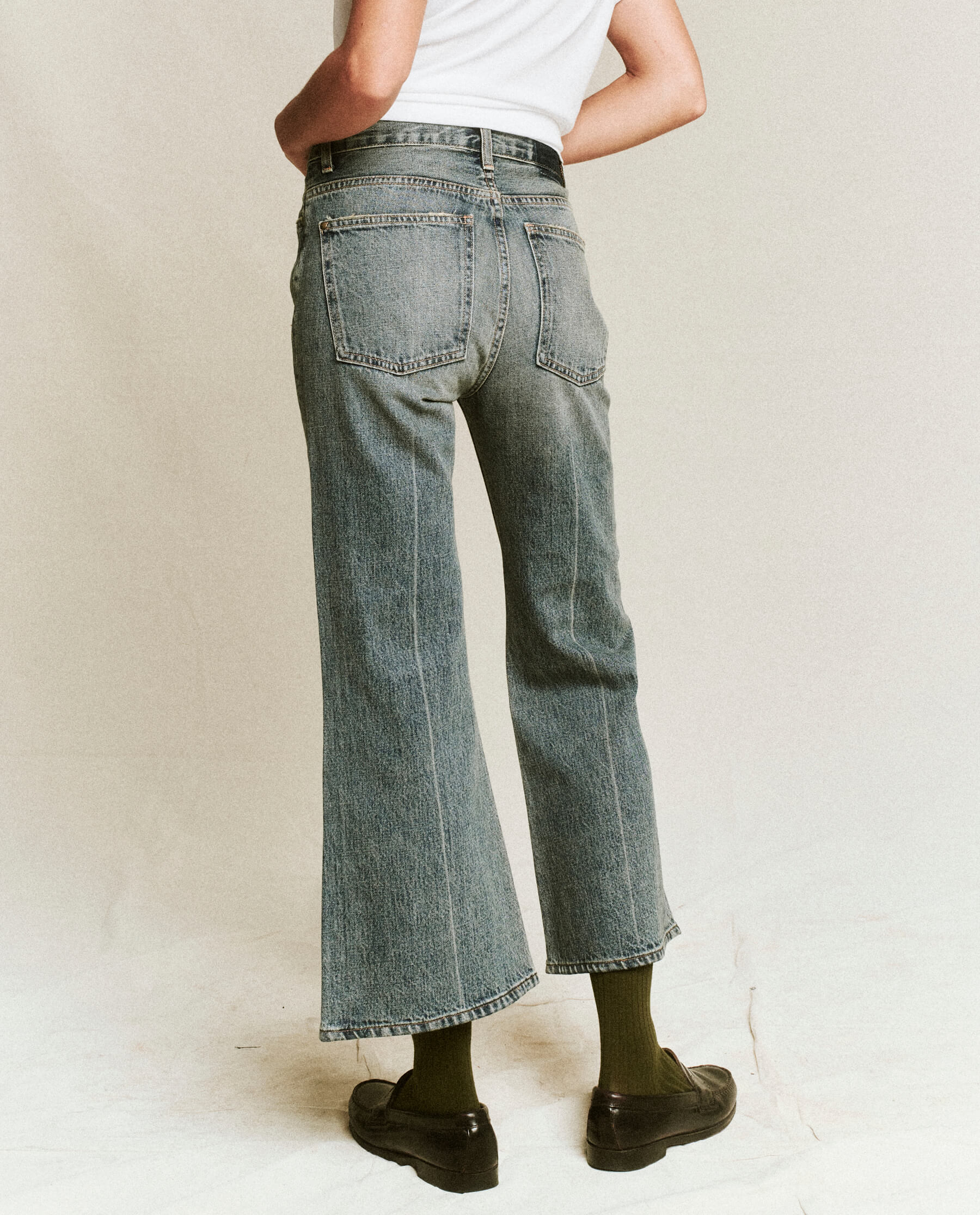 The Kick Bell Jean. -- Cliff Wash - Image 5