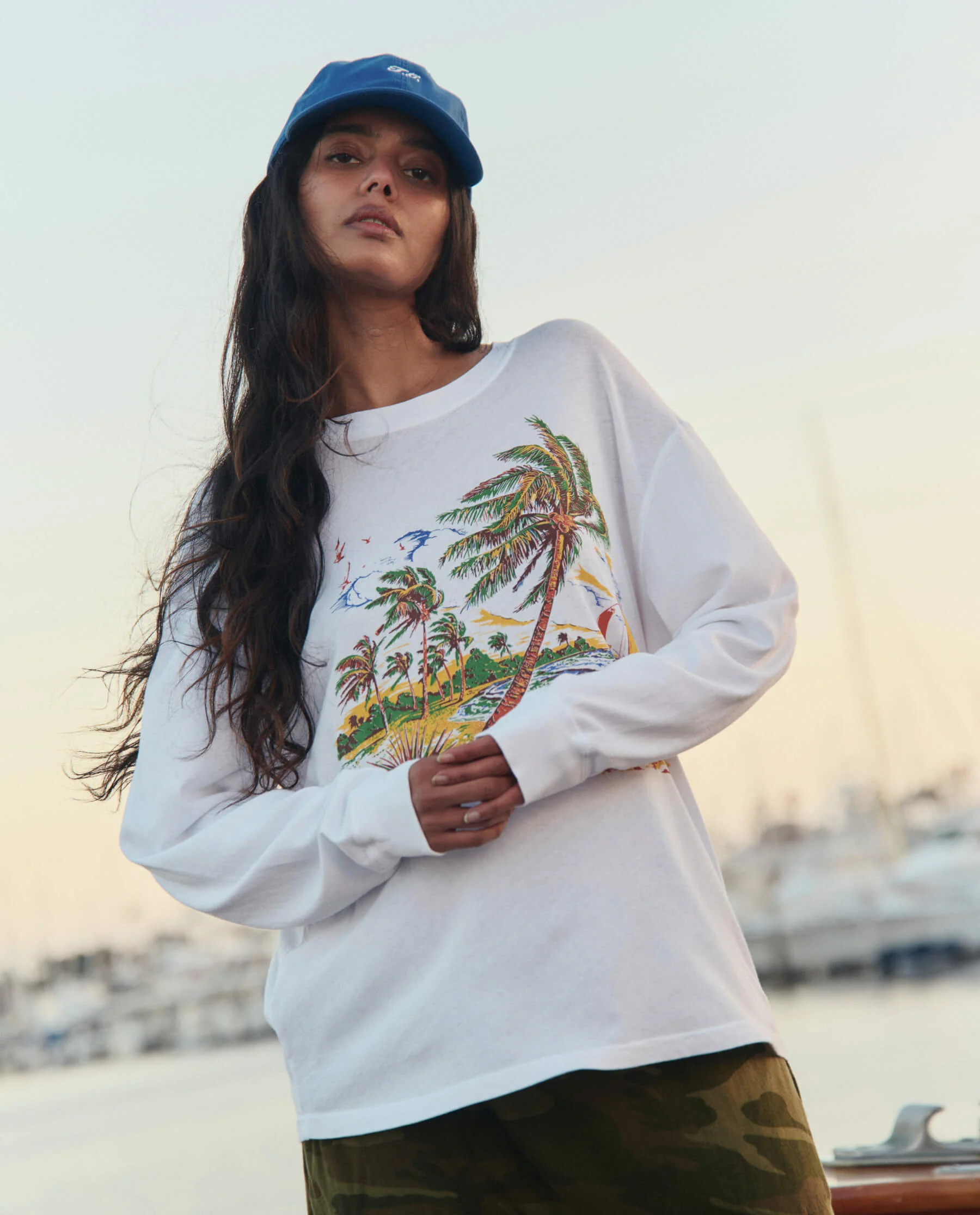 The Long Sleeve Relaxed Crew w/ Windy Shore Graphic. -- True White - Image 4