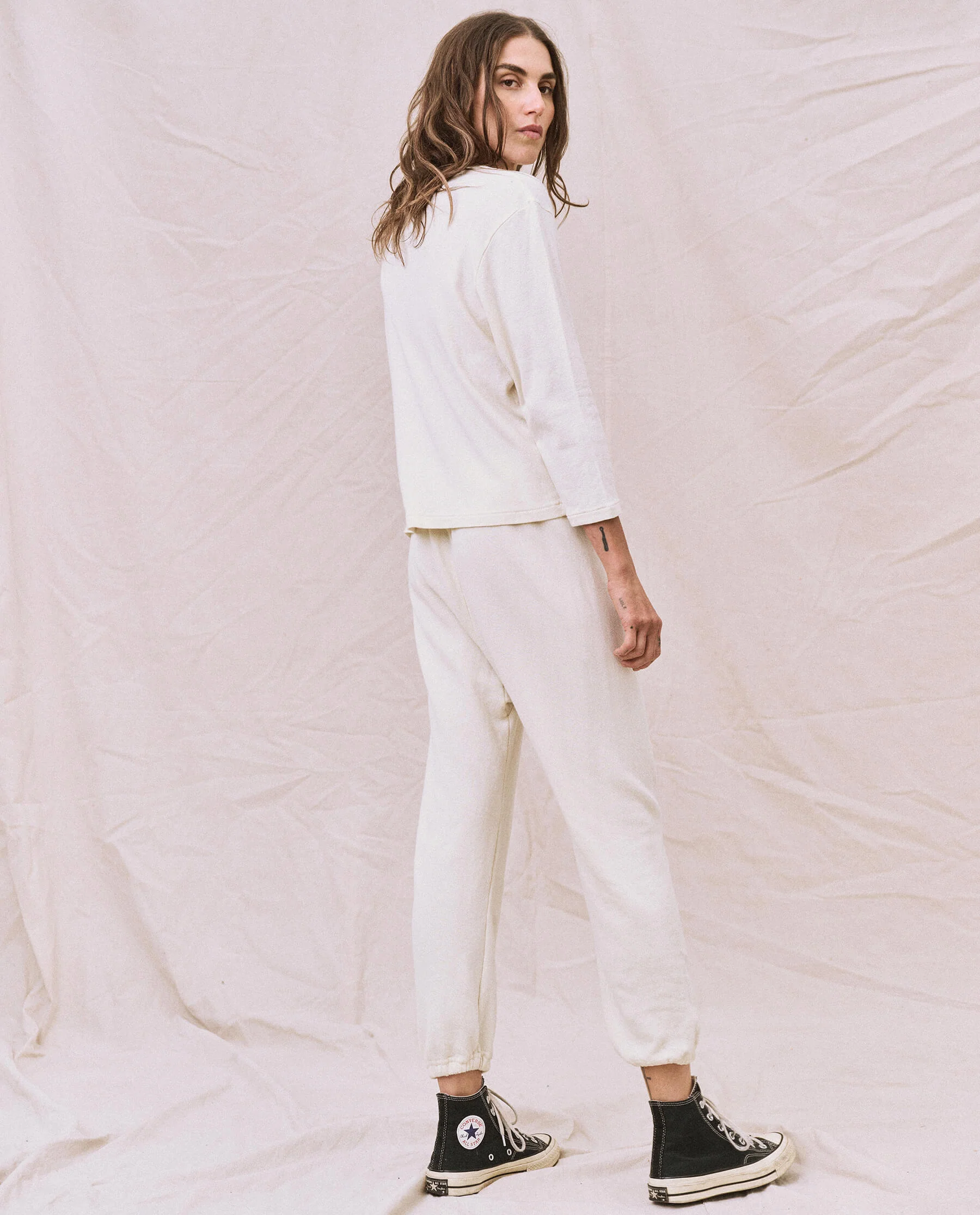 The Long Sleeve Recycled Slim Crew. -- Natural - Image 2