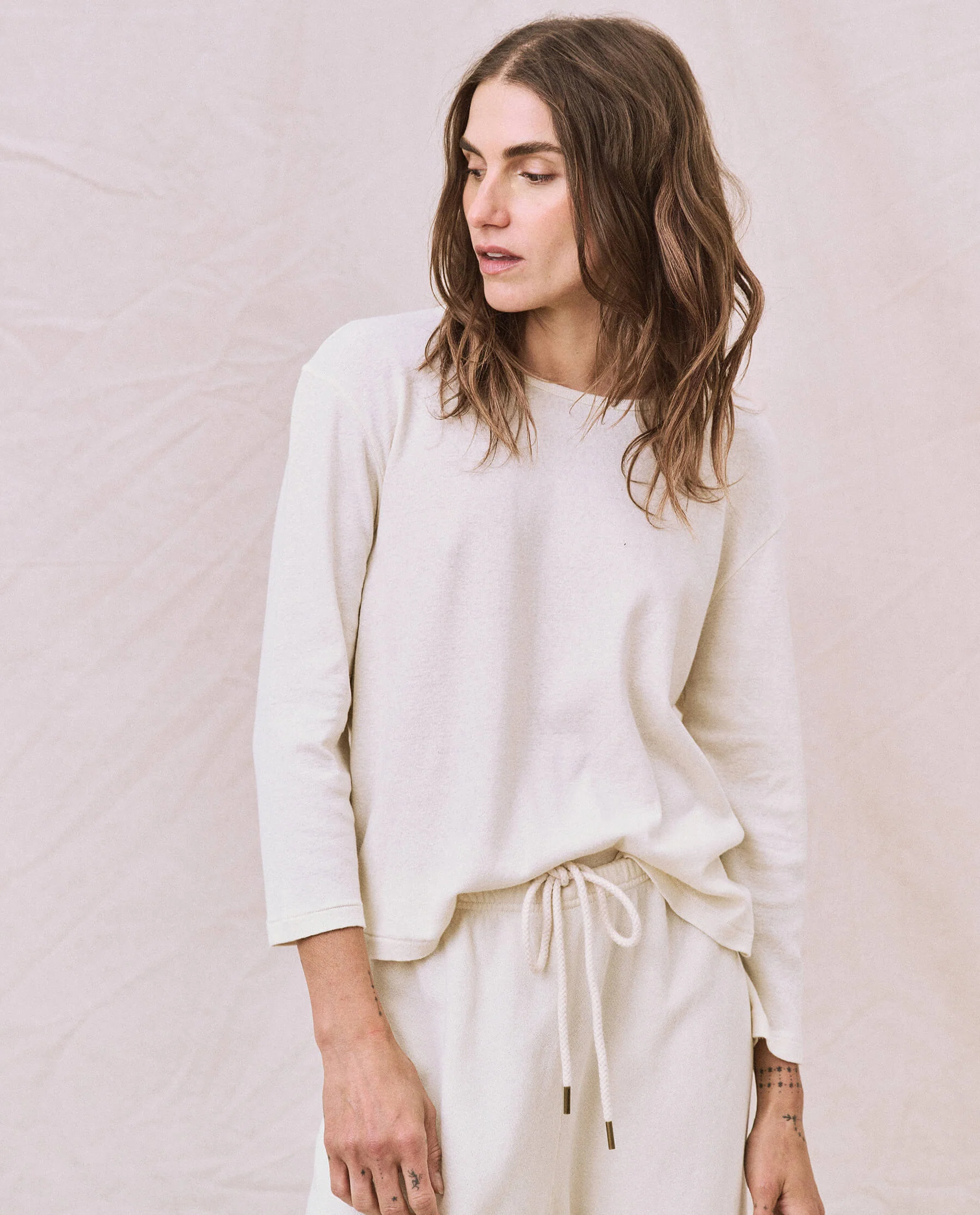 The Long Sleeve Recycled Slim Crew. -- Natural - Image 4
