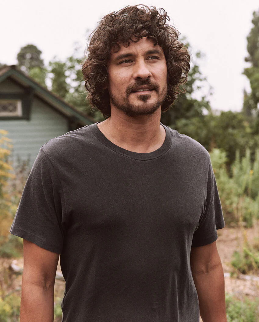 The Men's Slim Tee. -- Almost Black - Image 3