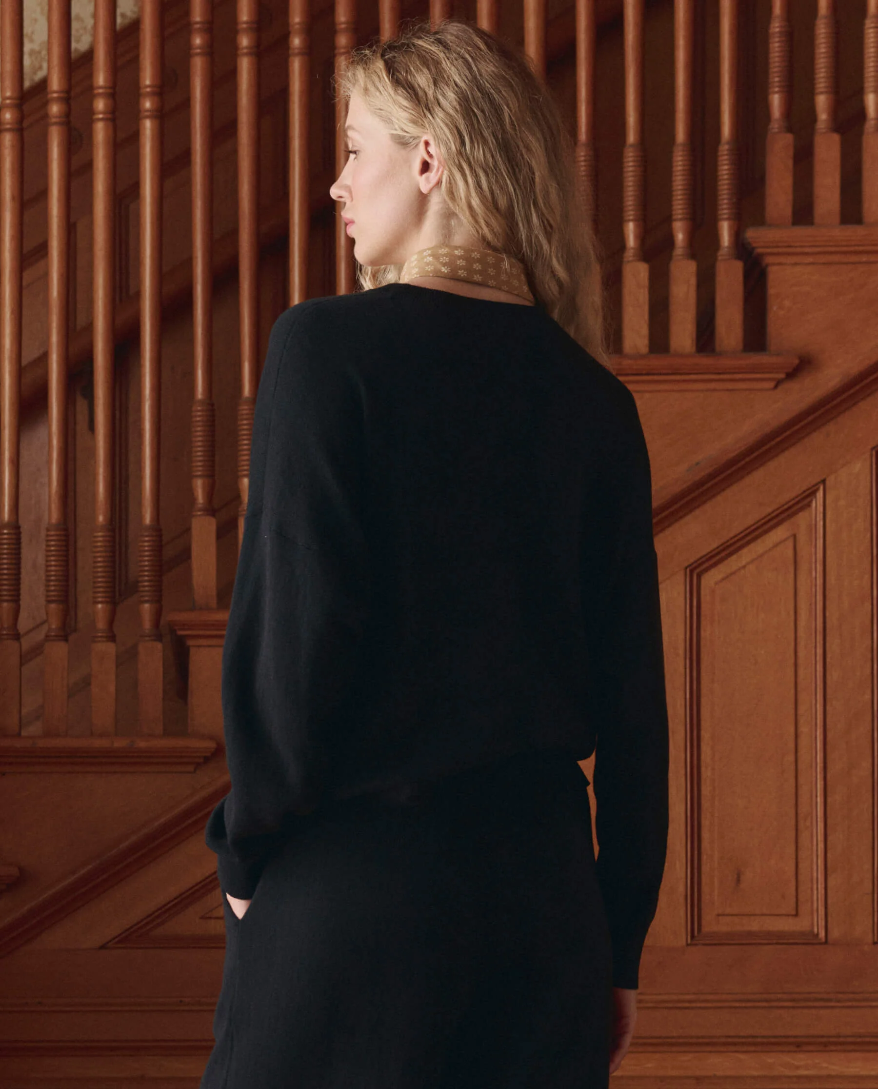 The Oversized Pullover. -- Black - Image 3
