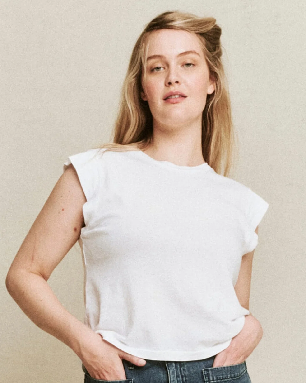 The Peak Shoulder Tee. -- True White - Image 5