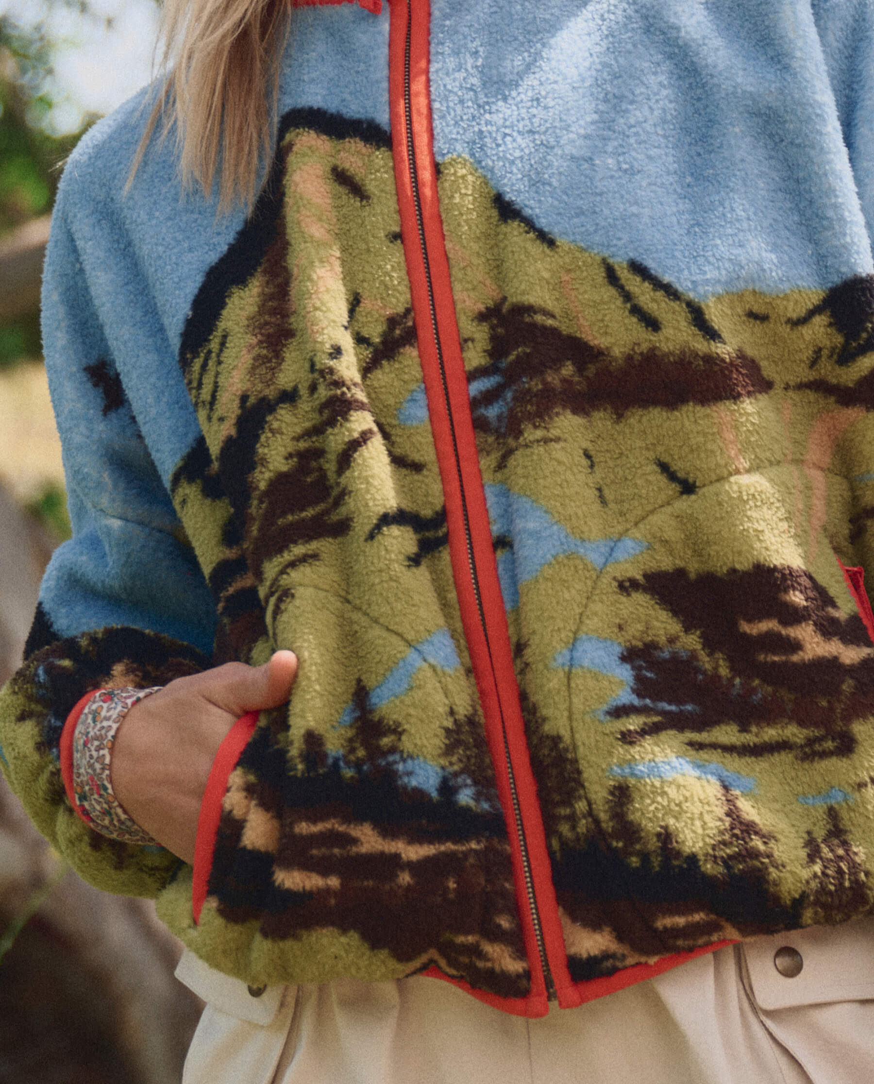 The Plush Terrain Full-Zip. -- California Eagle Landscape - Image 2
