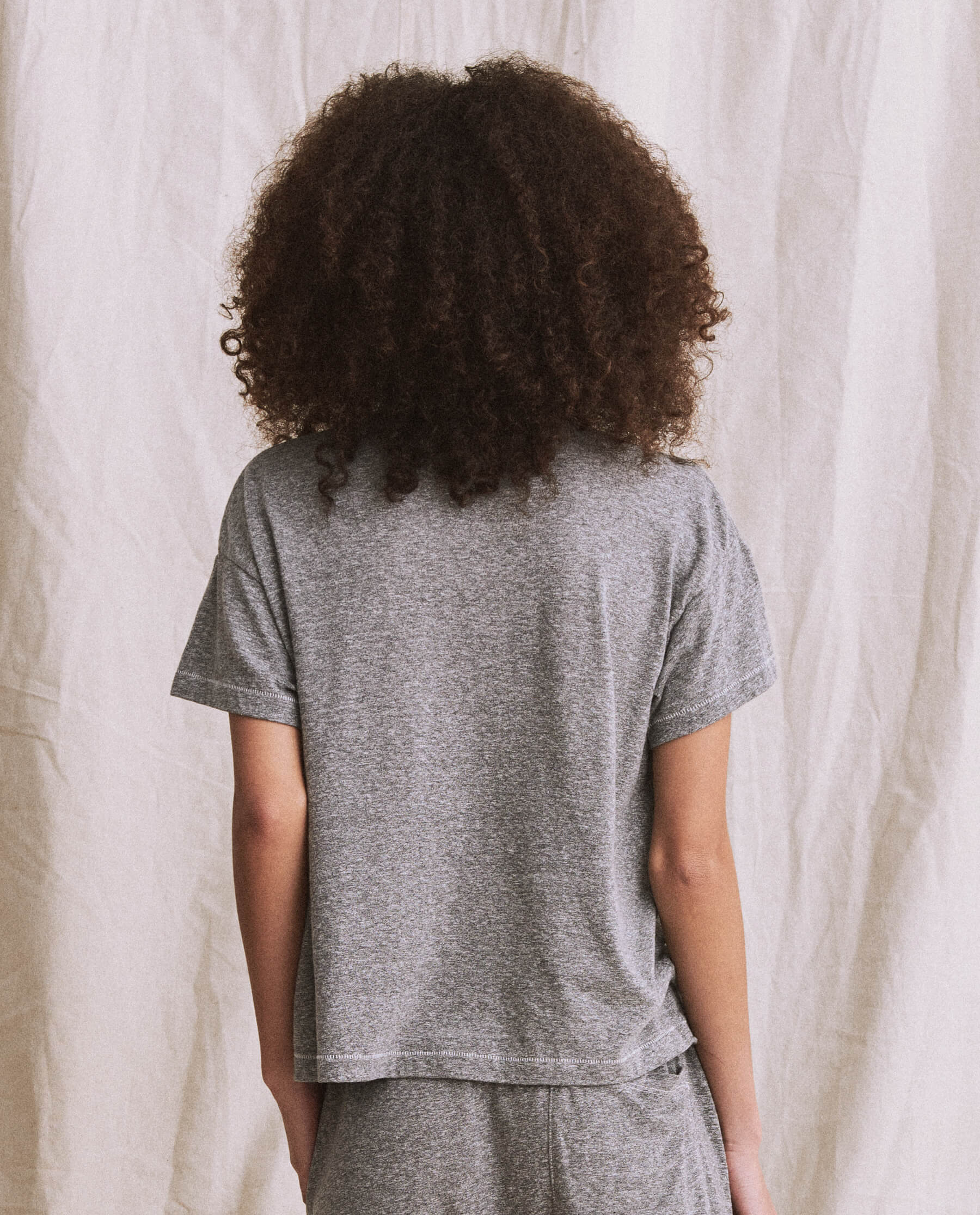 The Pocket Tee. -- Heather Grey - Image 2