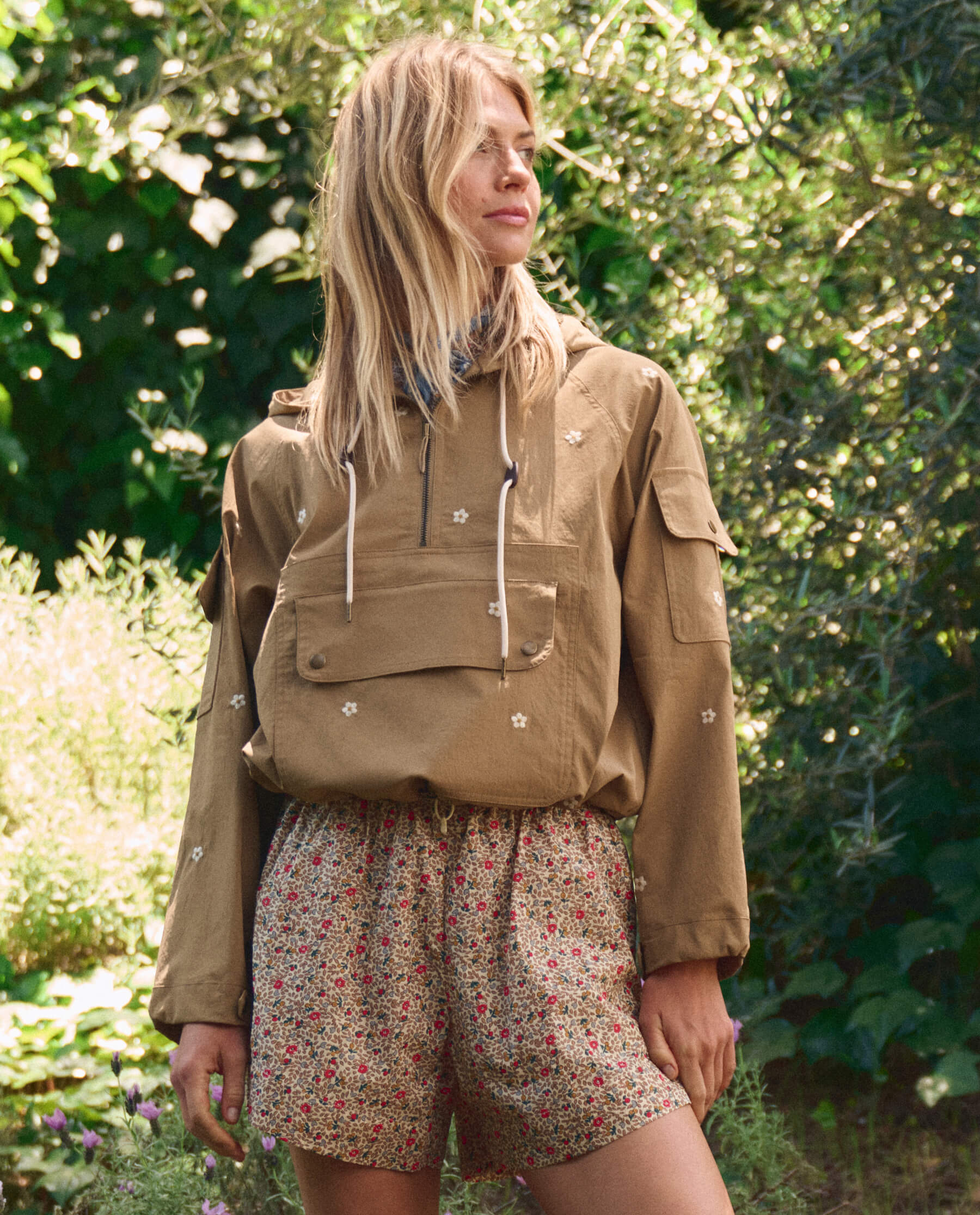 The Rover Short. -- Sprouting Floral - Image 3