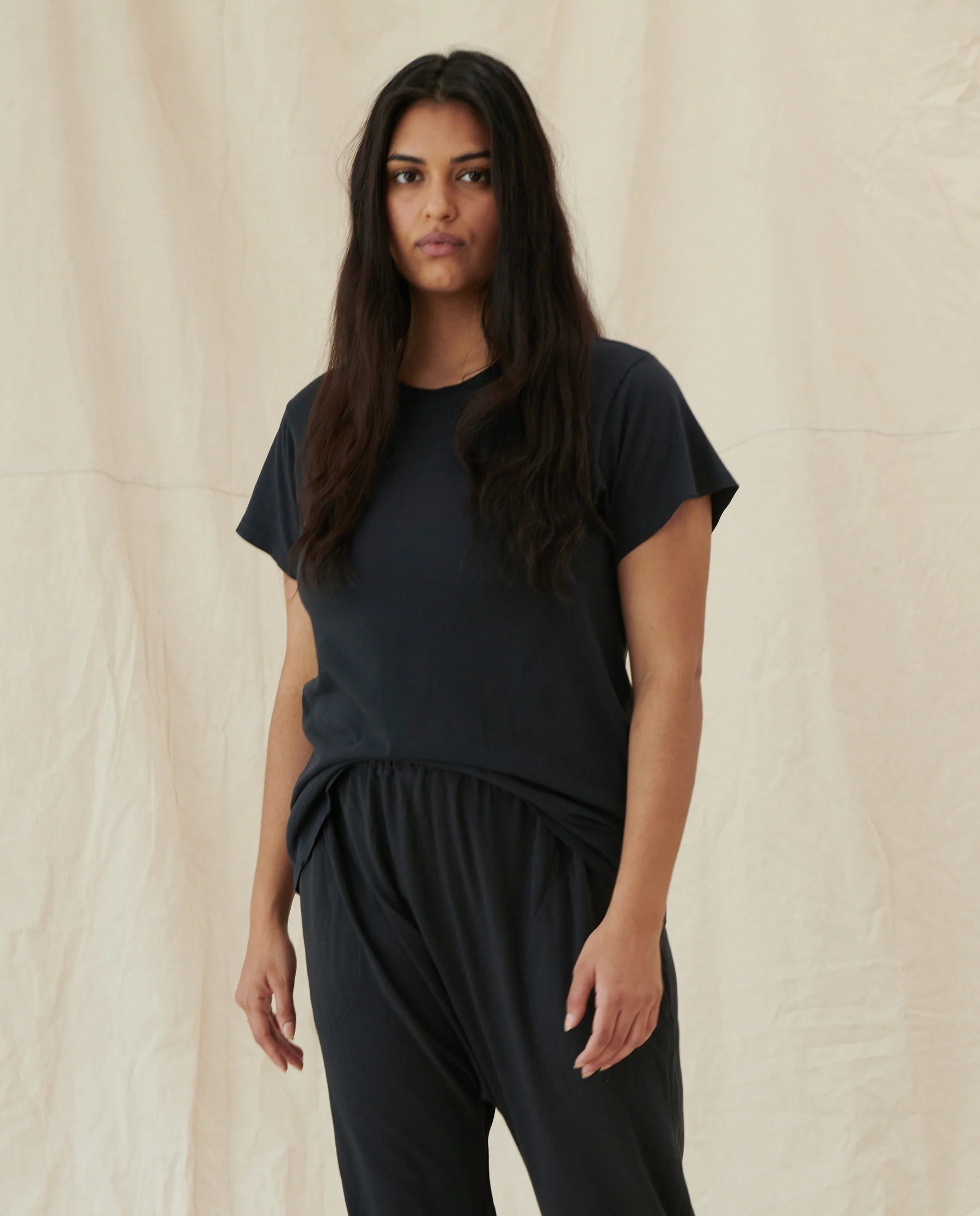 The Slim Tee. Solid -- Almost Black - Image 4