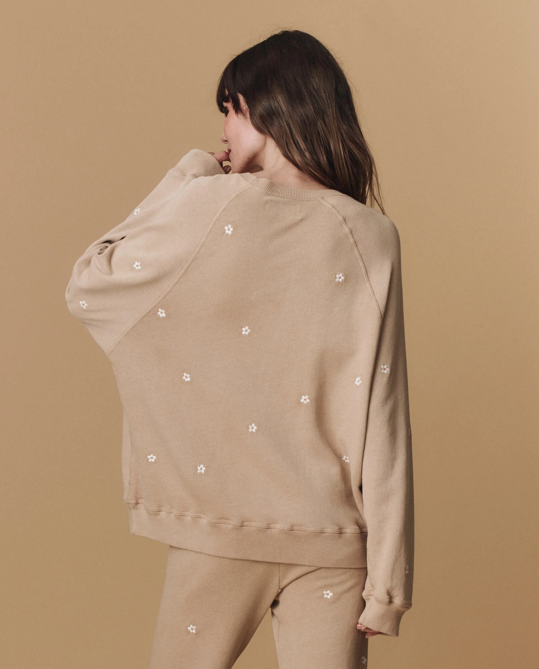 The Slouch Sweatshirt. Embroidered -- Khaki with Daisy Embroidery - Image 4