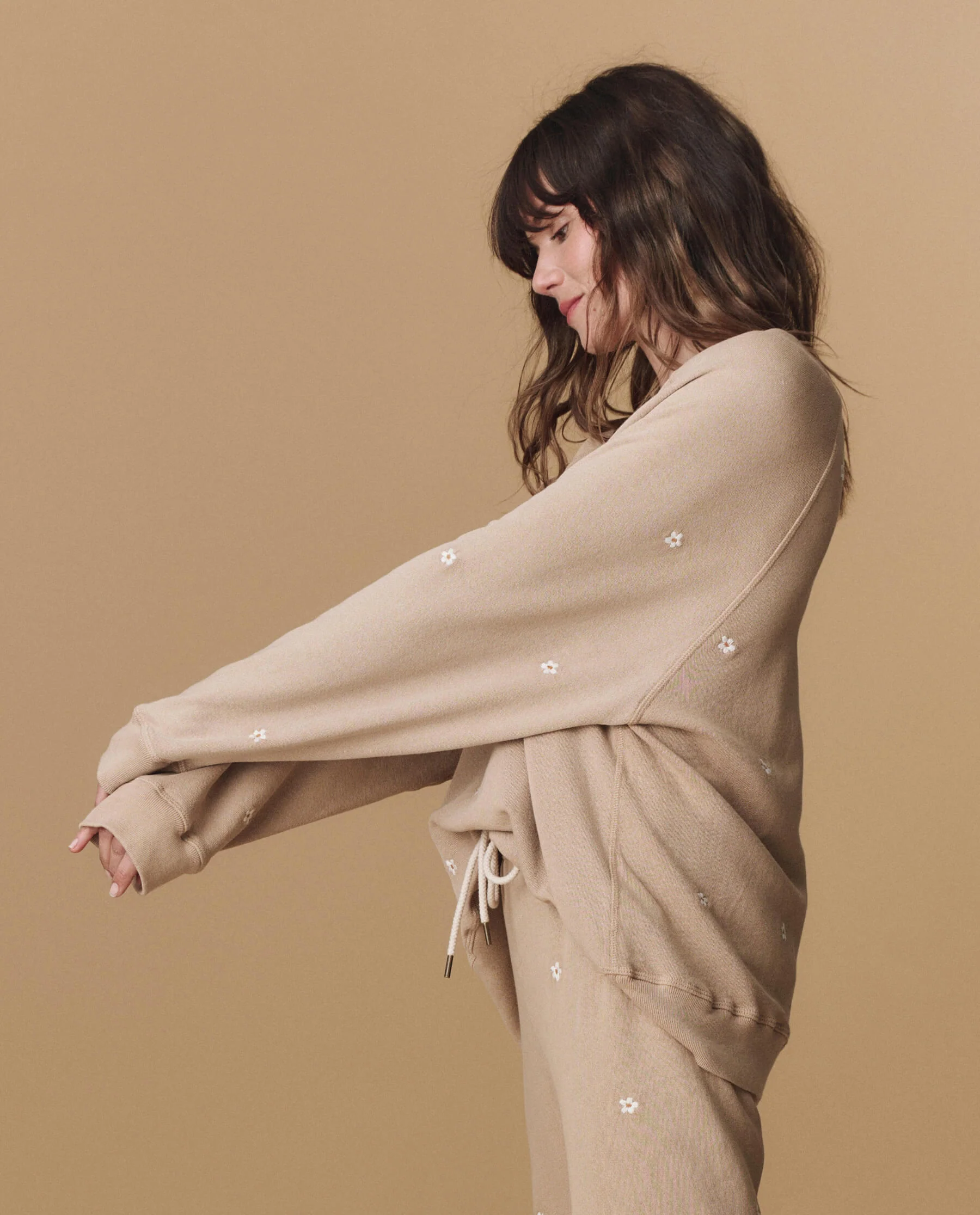 The Slouch Sweatshirt. Embroidered -- Khaki with Daisy Embroidery - Image 5