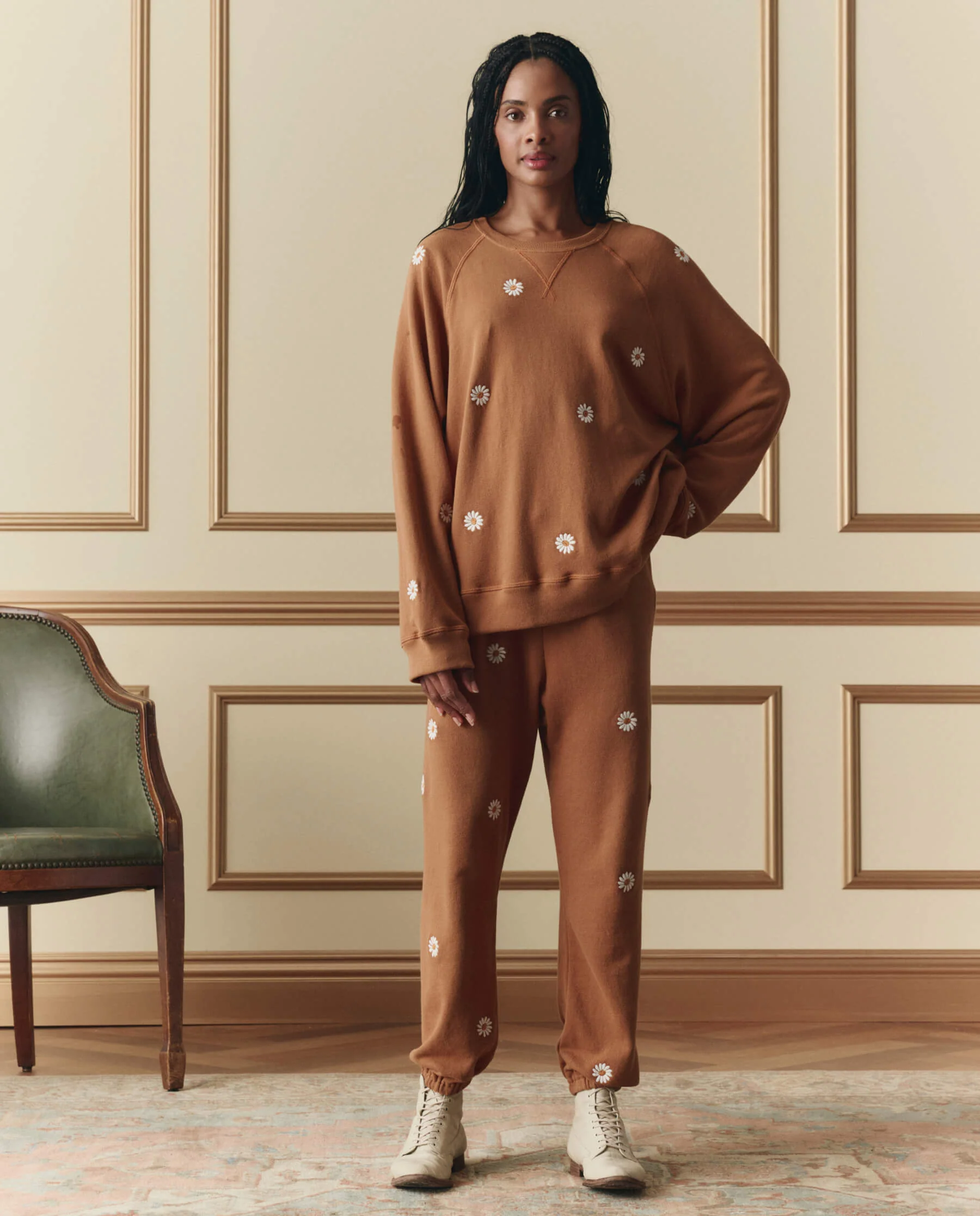 The Stadium Sweatpant W/ Floating Daisy Embroidery. -- Suntan - Image 4