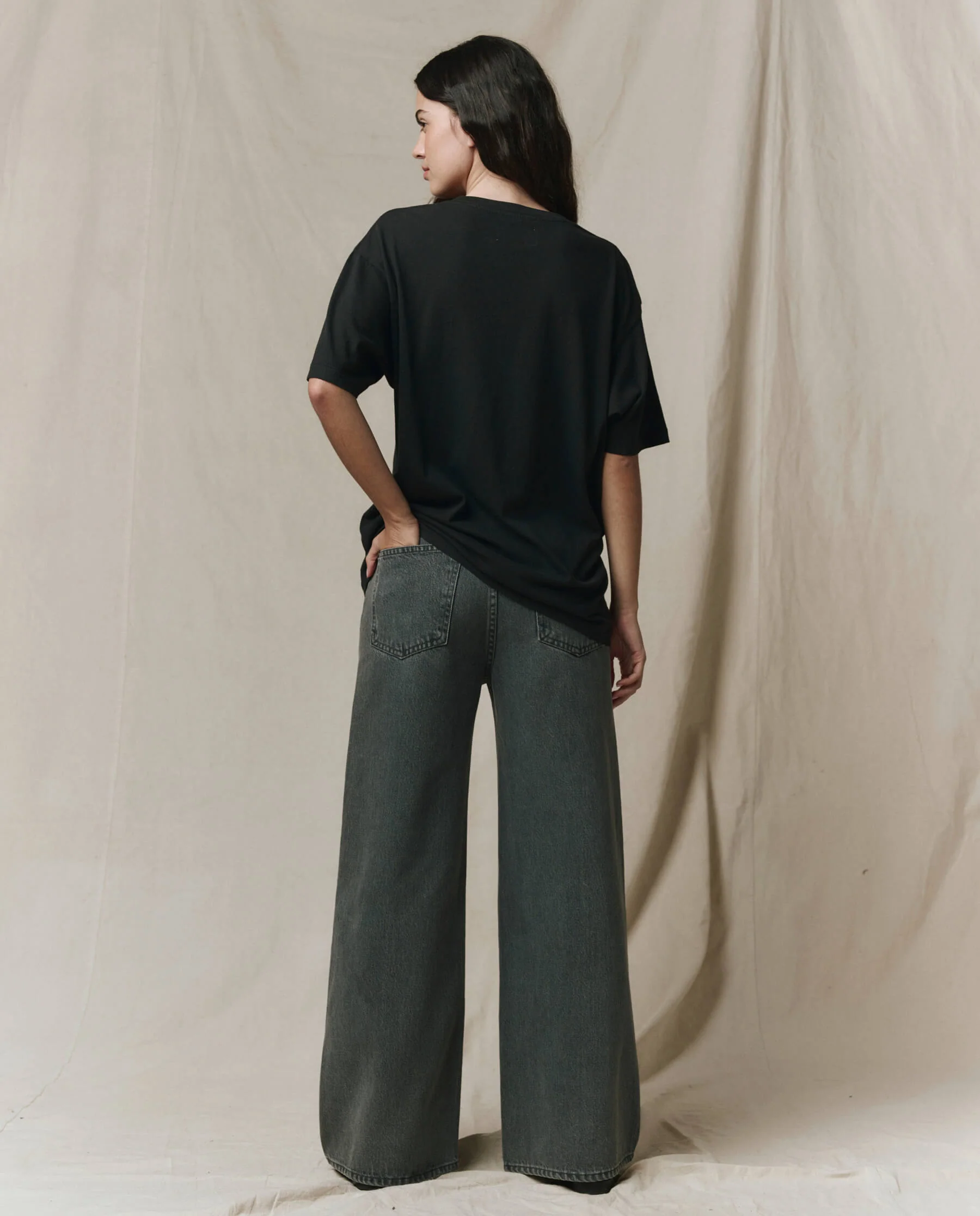 The Slouchy Crew Tee. -- Almost Black - Image 5