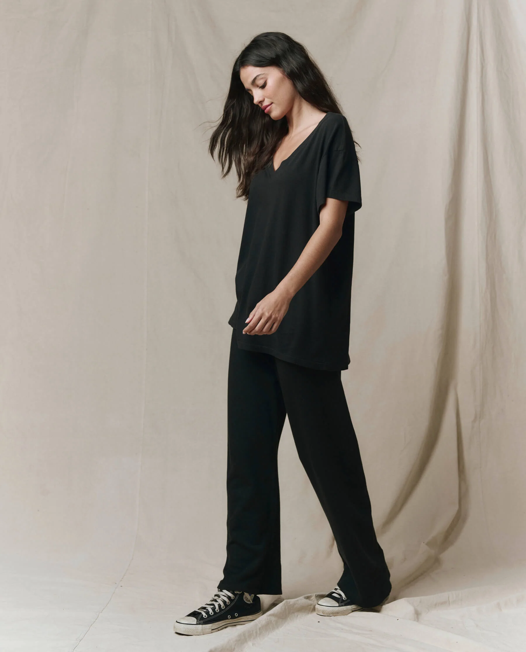 The Slouchy V-Neck Tee. -- Almost Black - Image 4