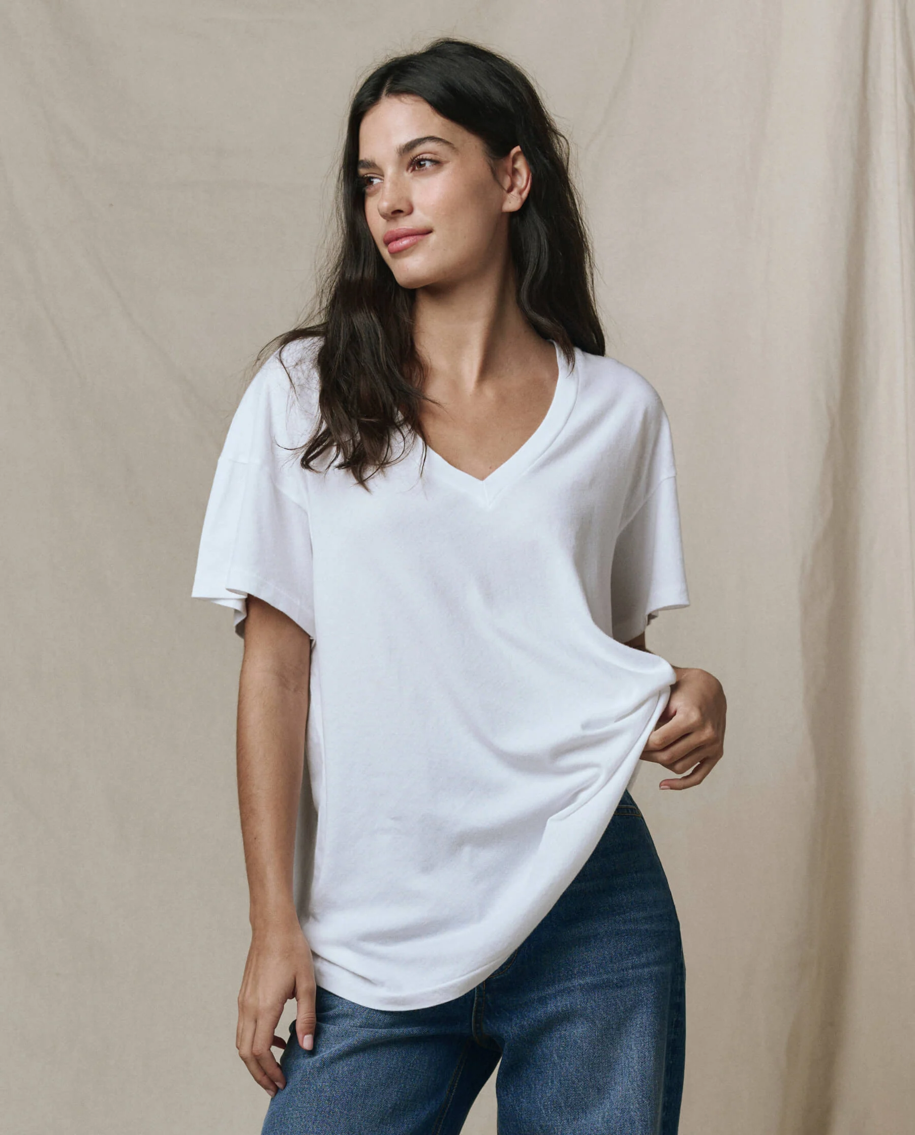 The Slouchy V-Neck Tee. -- True White - Image 4
