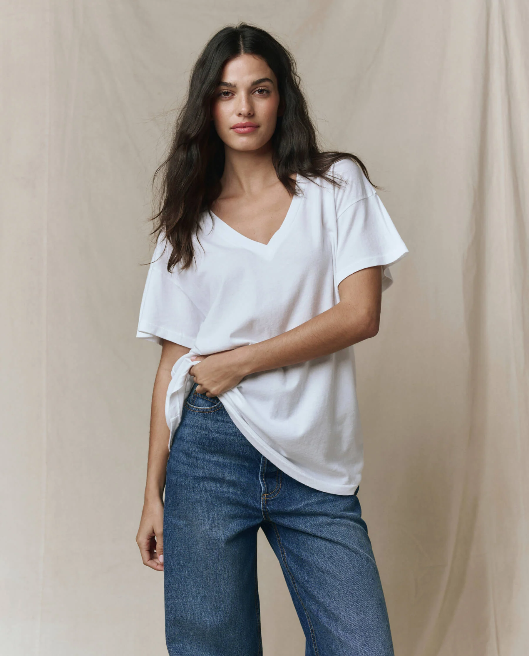 The Slouchy V-Neck Tee. -- True White - Image 5