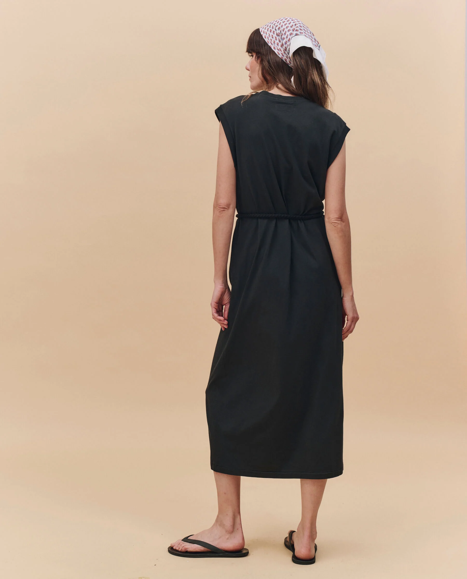 The Square Tee Dress. -- Almost Black - Image 3