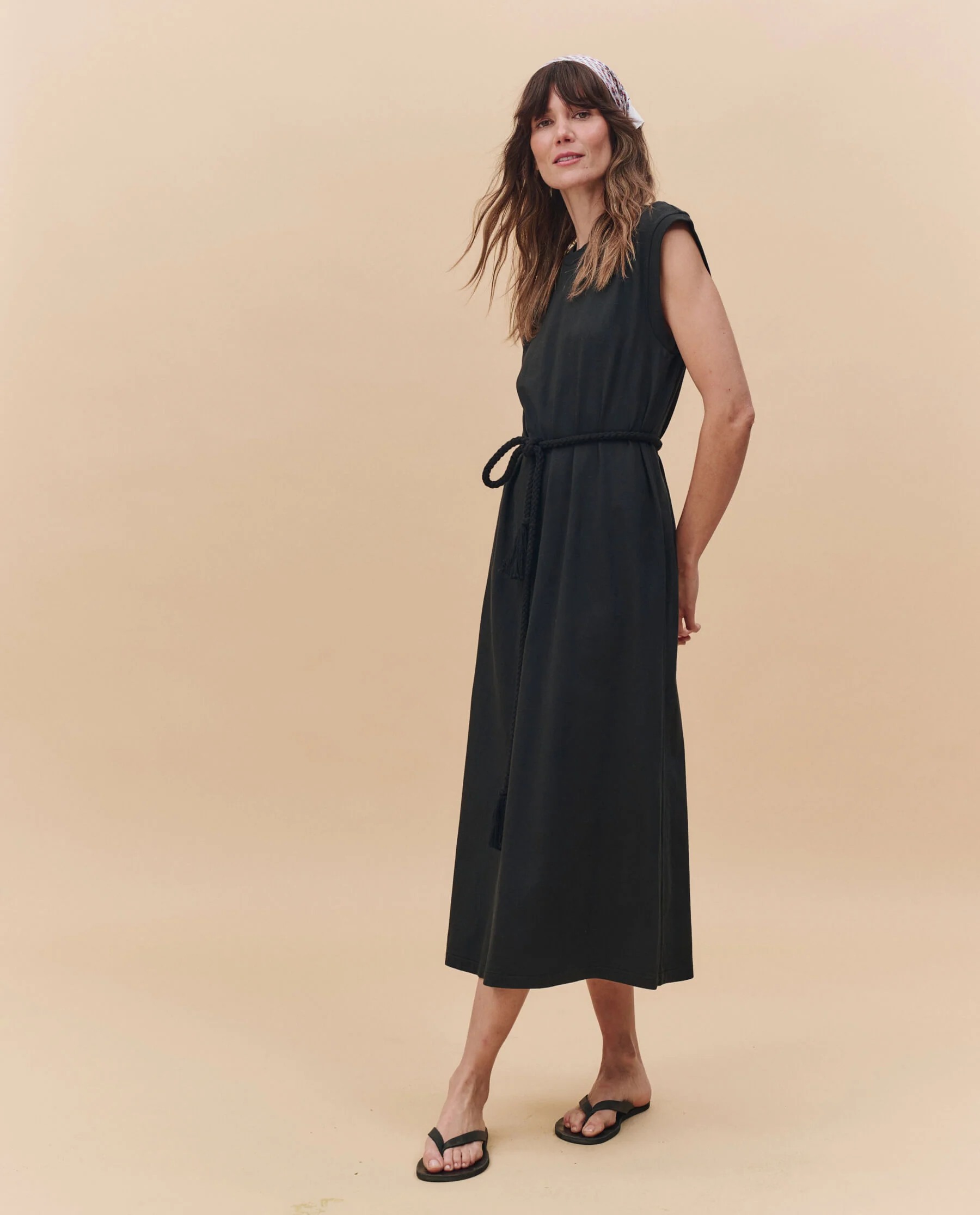 The Square Tee Dress. -- Almost Black - Image 4