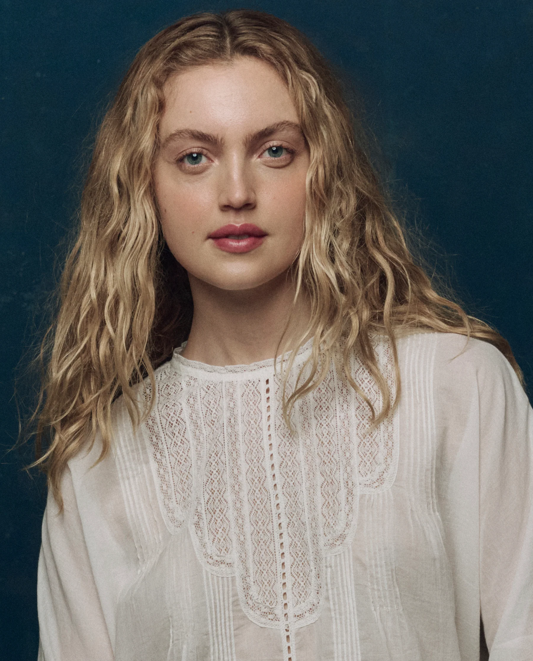 The Victorian Top. -- White - Image 3