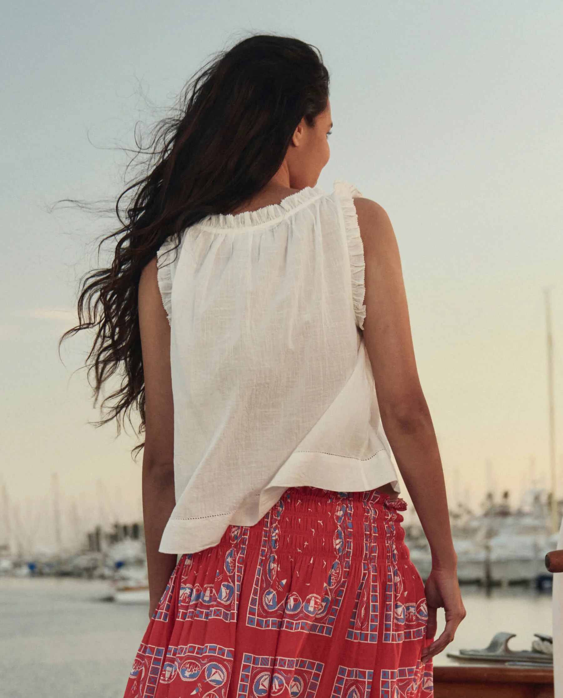 The Vignette Top. -- White - Image 4