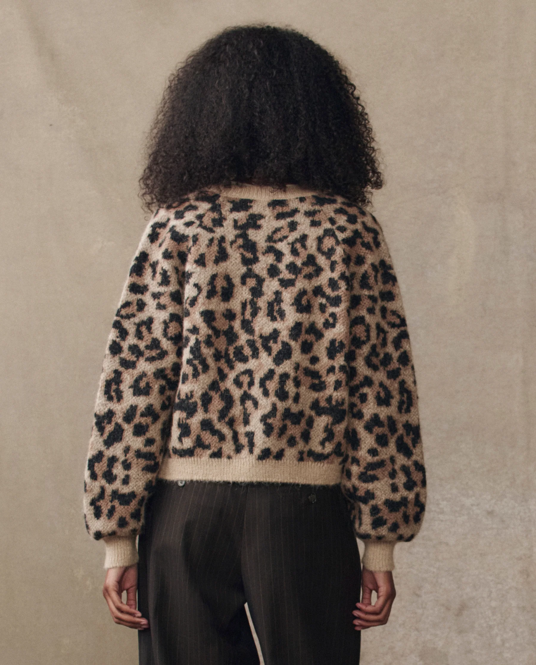 The Windsor Cardigan. -- Leopard - Image 3
